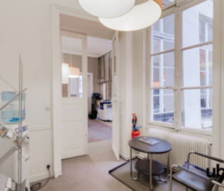 Bureau privé 32 m² 6 postes Coworking Rue des Petits Champs Paris 75002 - photo 10